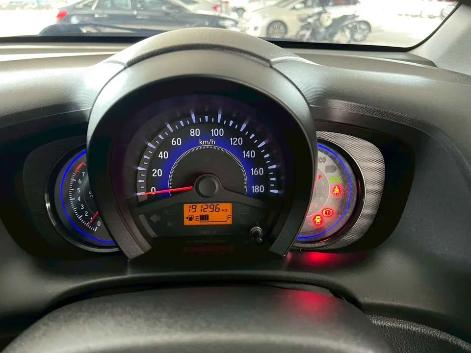 2015 Honda Mobilio II 3