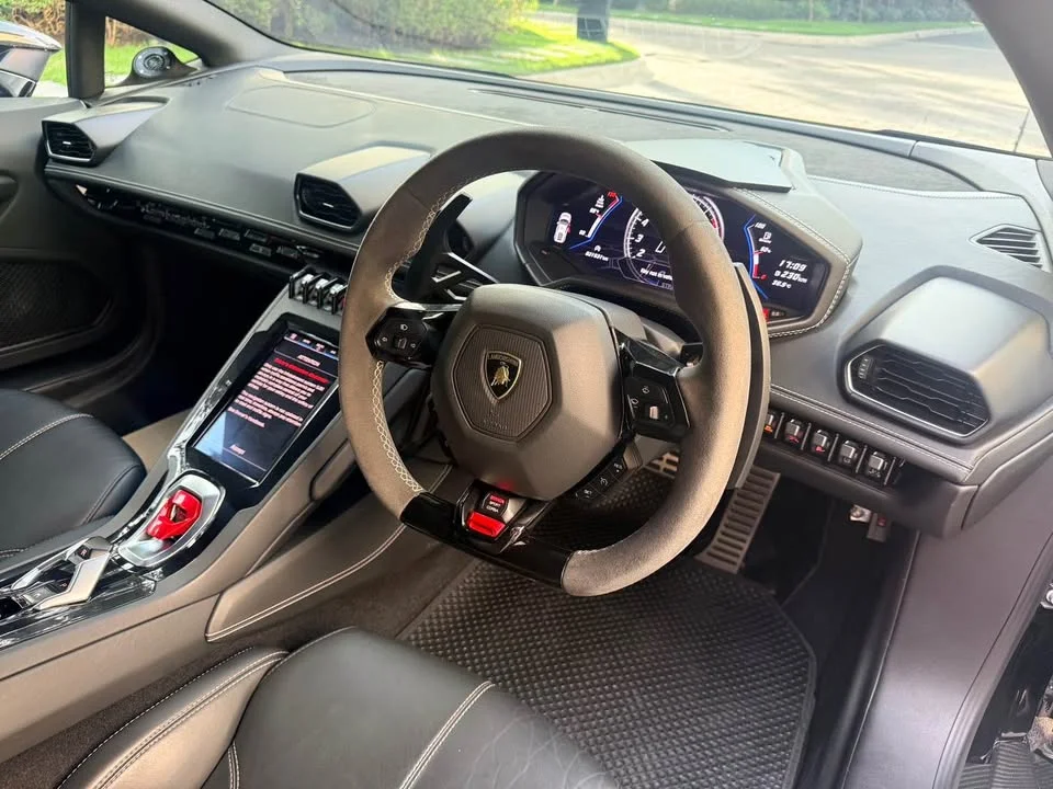 2020 Lamborghini Huracan 3