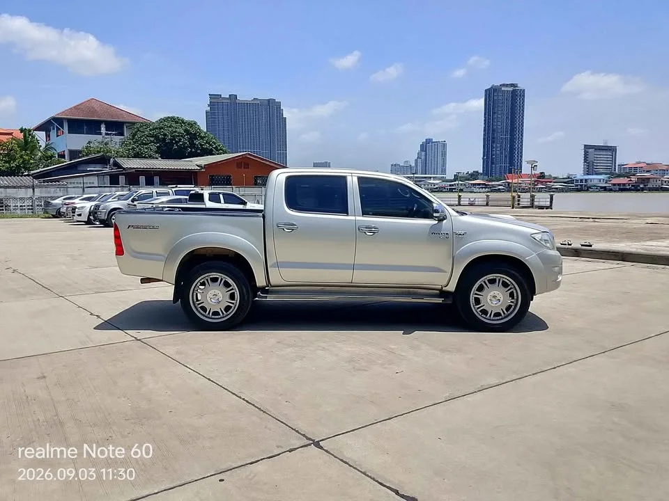 2010 Toyota Hilux VII 3