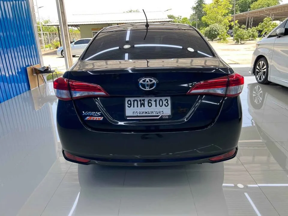 2018 Toyota Yaris ATIV III 2