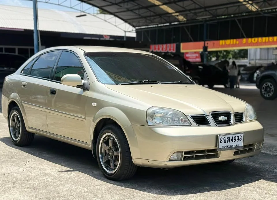 2005 Chevrolet Optra 3