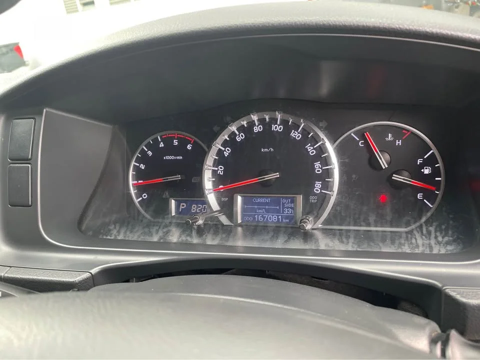 2015 Toyota HiAce V (H200) 3