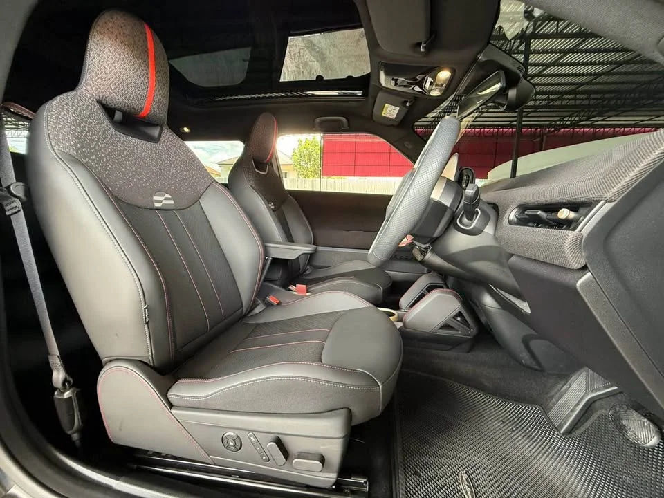 2025 Mini Hatch  III 2