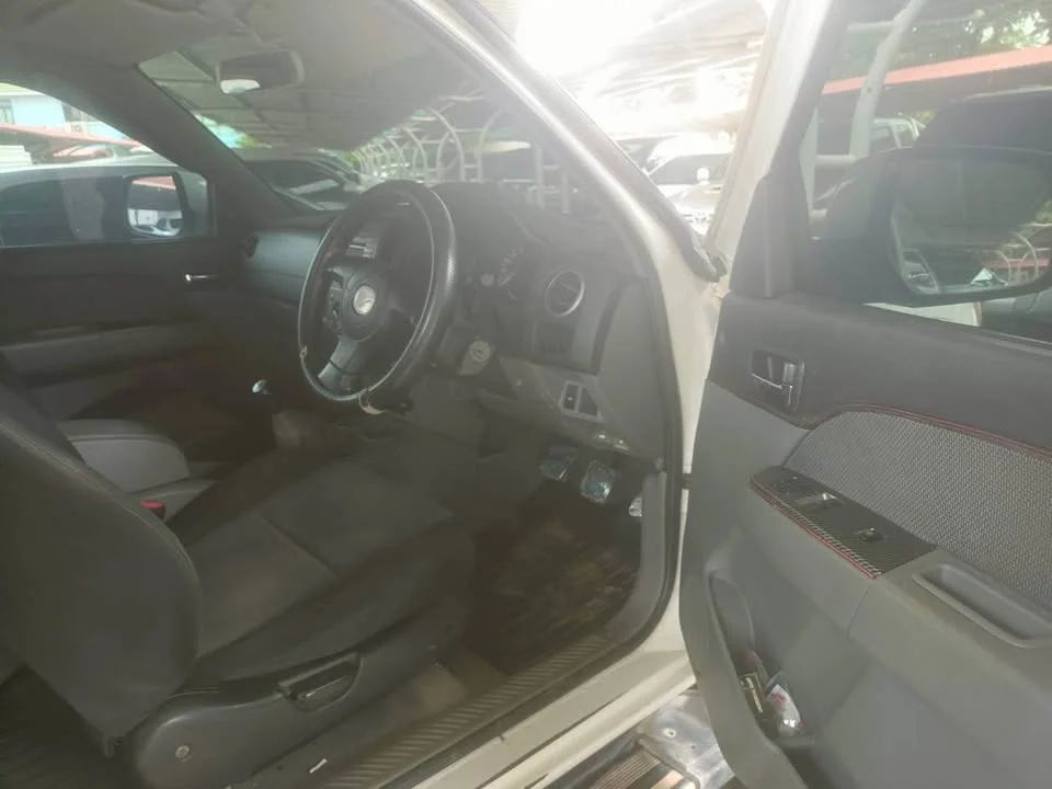 2011 Mazda BT-Series I 2