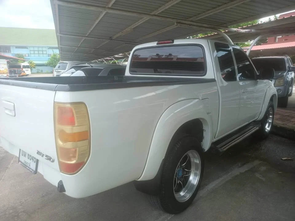 2011 Mazda BT-Series I 3