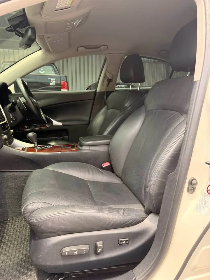 2006 Lexus IS II 2