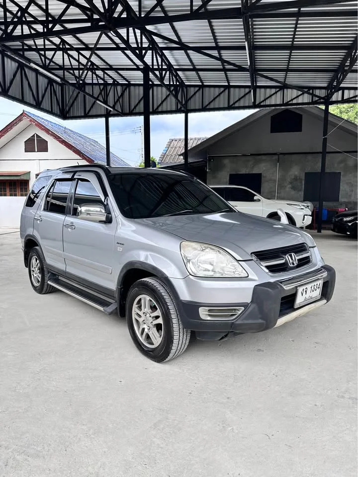 2004 Honda CR-V II 2