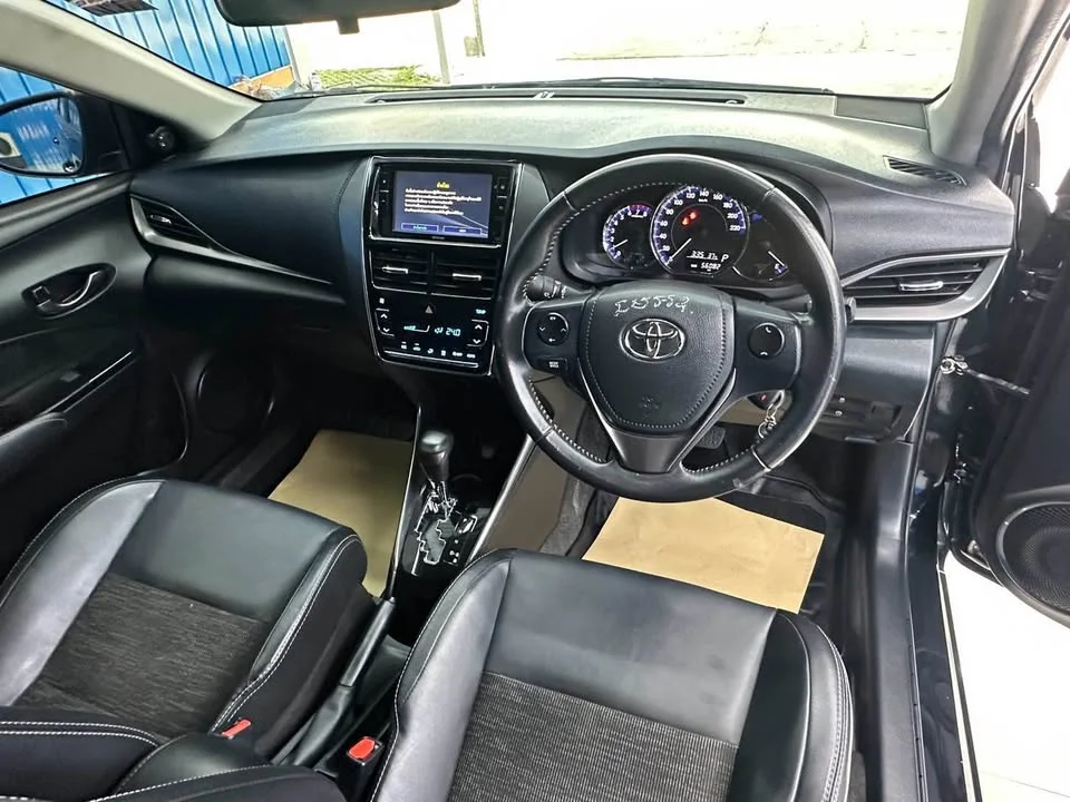 2021 Toyota Yaris ATIV III 2