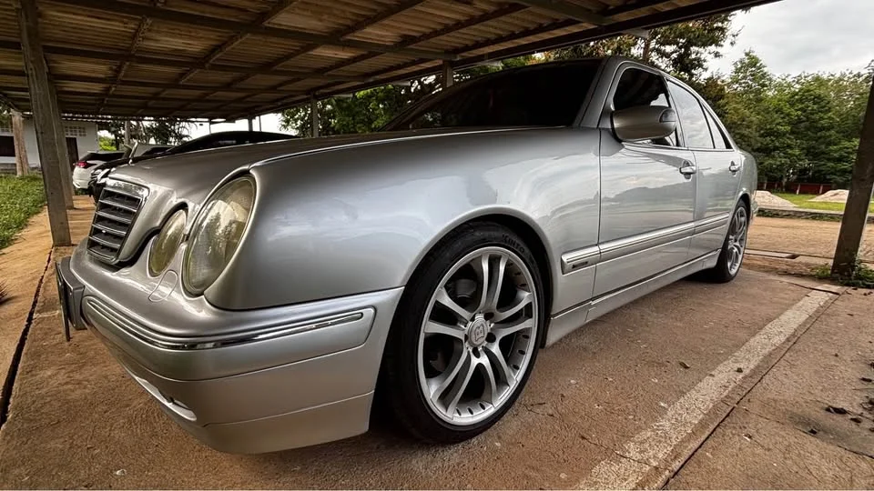 2000 Benz E-Class W210 3
