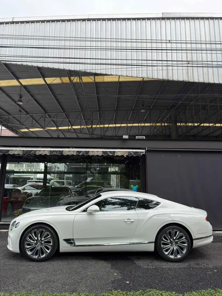 2022 Bentley Continental GT, GTC III 3