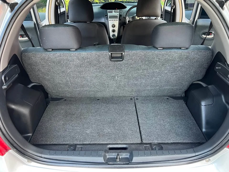 2006 Toyota Yaris II 3