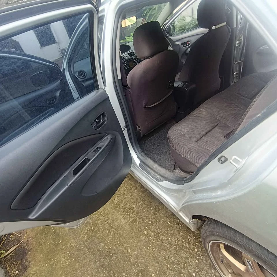 2010 Toyota Vios II 3