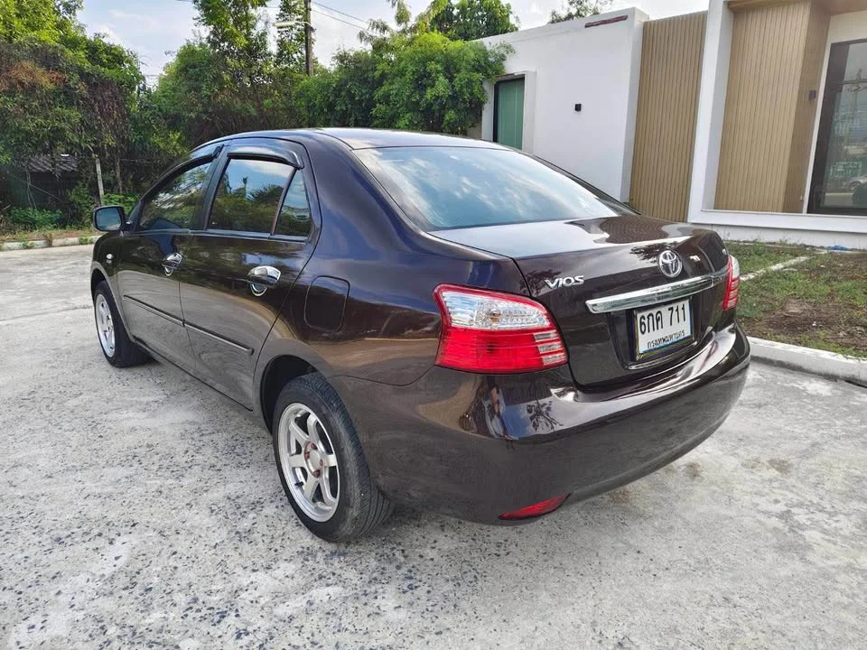 2010 Toyota Vios II 3
