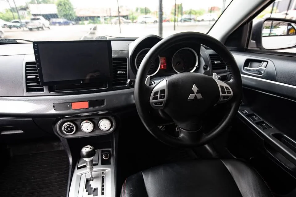 2010 Mitsubishi Lancer IX 2