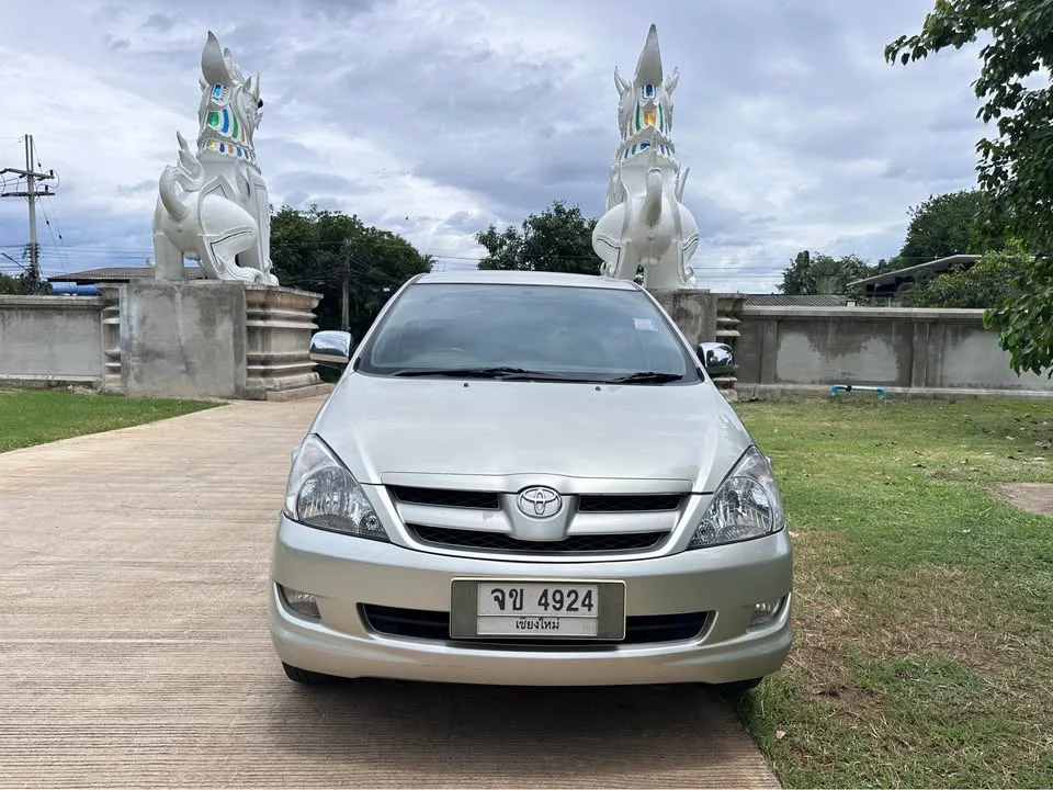 2008 Toyota Innova I 2
