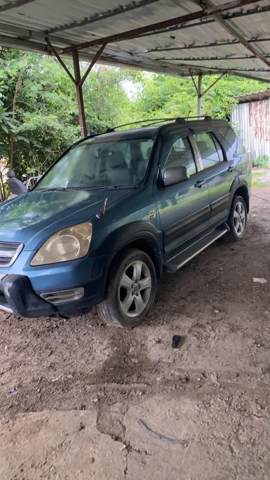 2002 Honda CR-V II 3