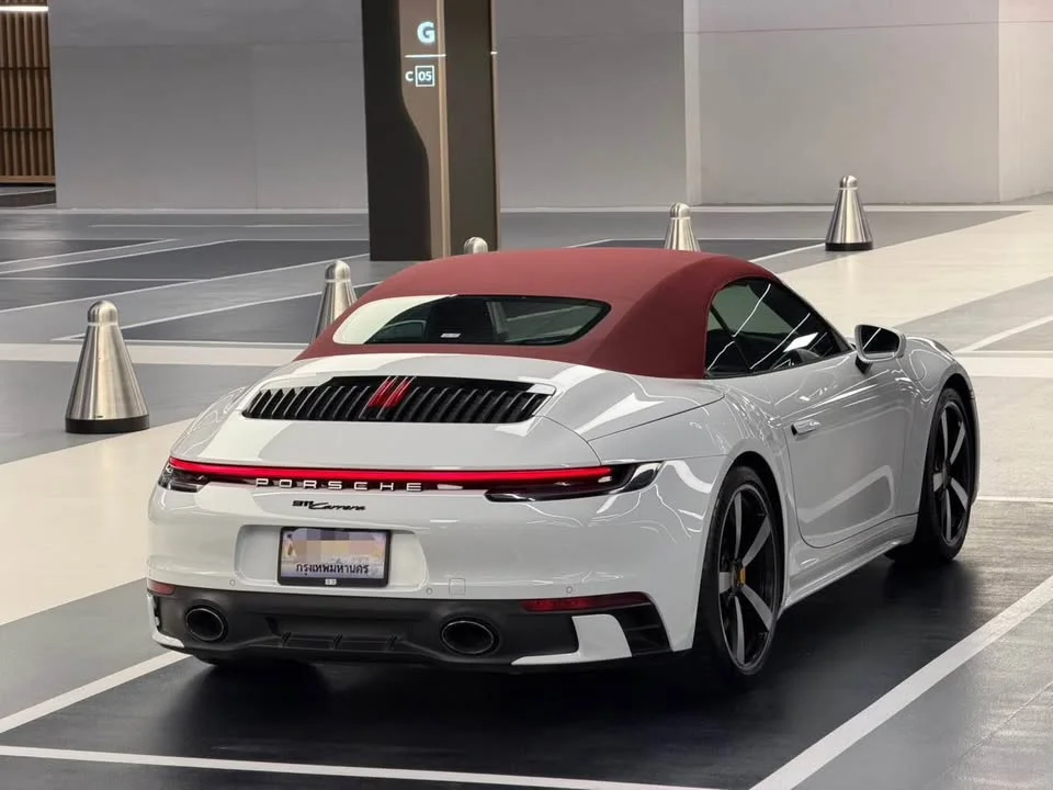 Porsche 911 992 3
