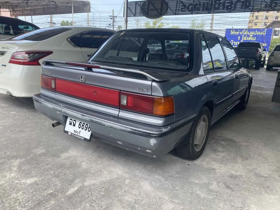 1990 Honda Civic IV 2