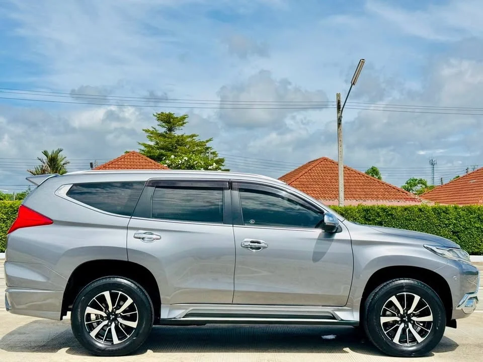 2016 Mitsubishi Pajero Sport III 3