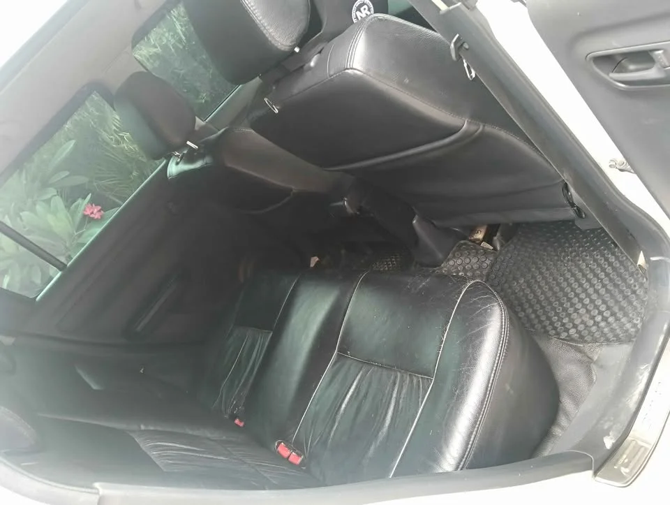 2011 Suzuki Swift I 3