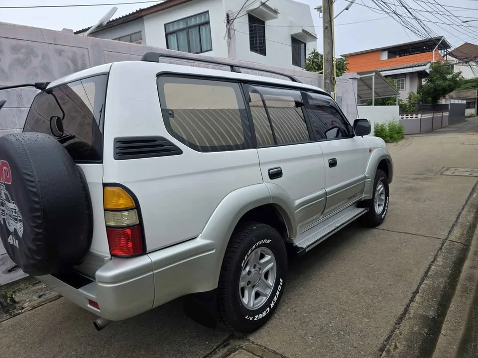 1999 Toyota Land Cruiser Prado J90 3