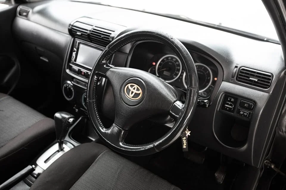 2005 Toyota Avanza I 2
