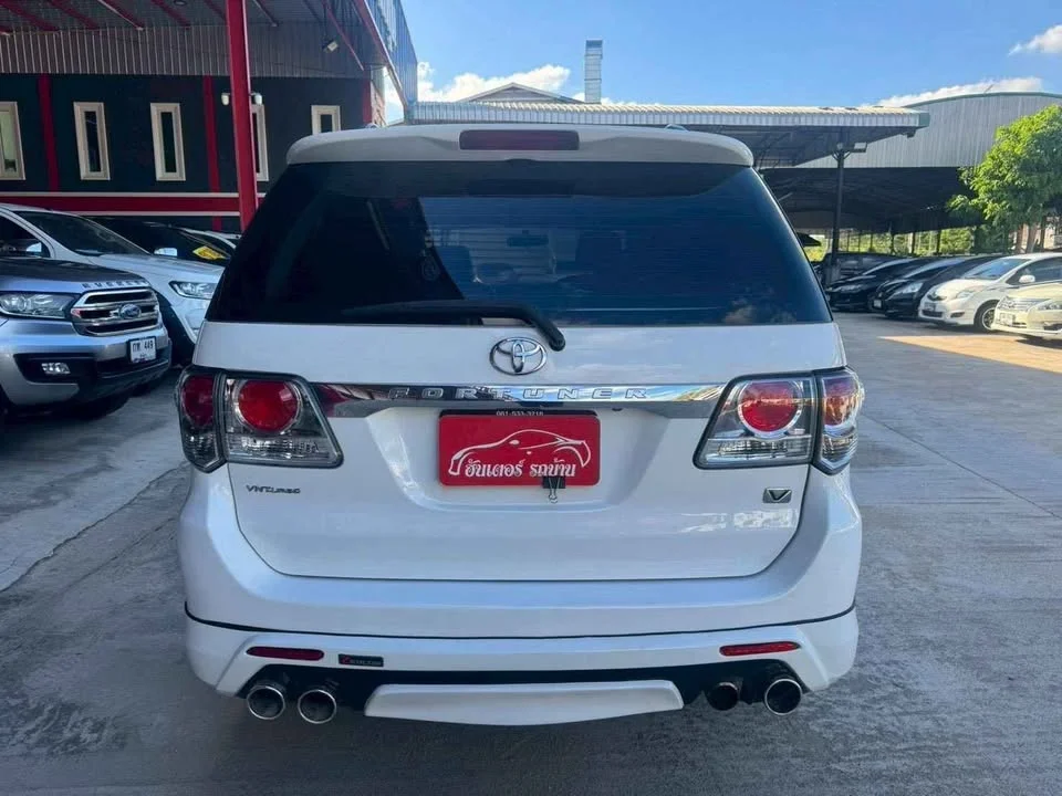 2013 Toyota Fortuner I 2