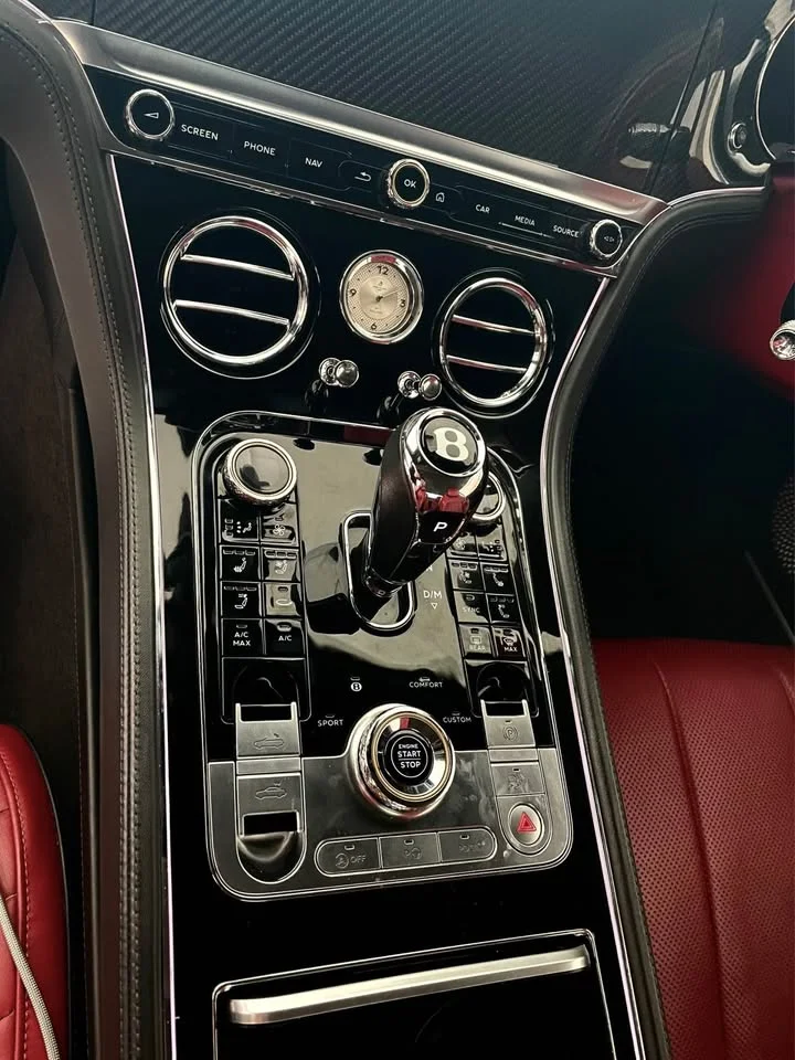 2022 Bentley Continental GT, GTC III 2
