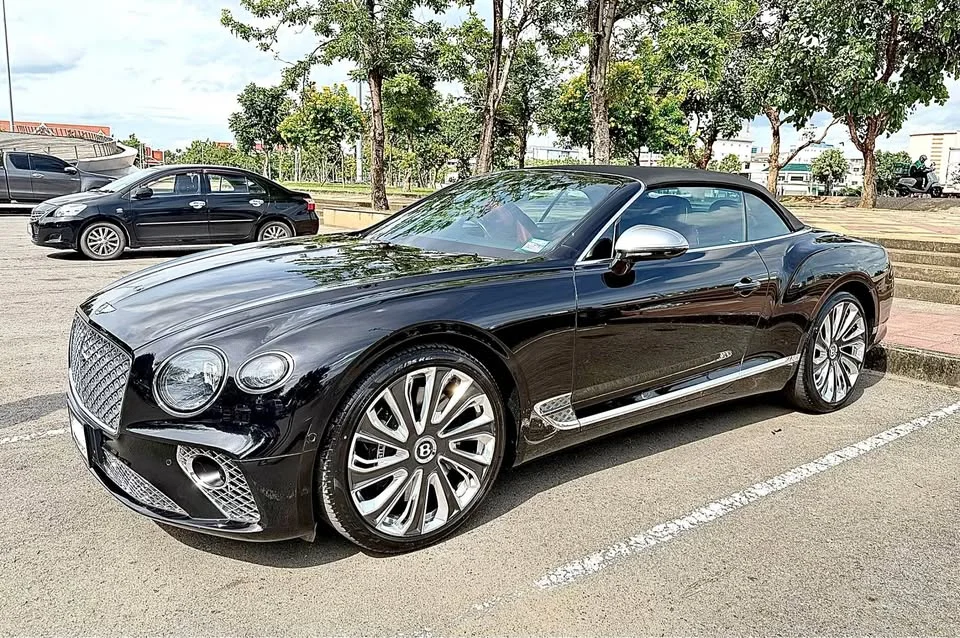 2022 Bentley Continental GT, GTC III 3