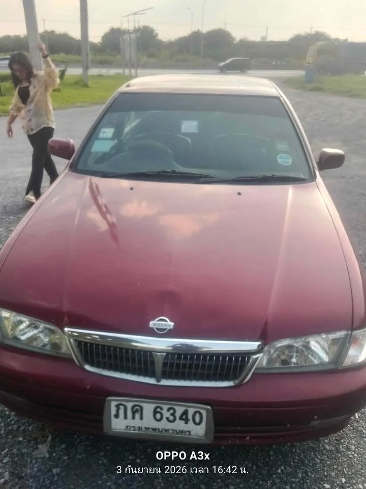 1995 Nissan Sunny IV 2