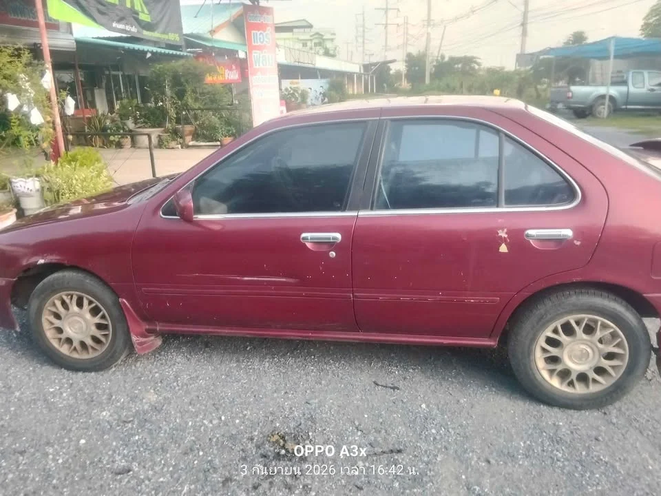 1995 Nissan Sunny IV 3