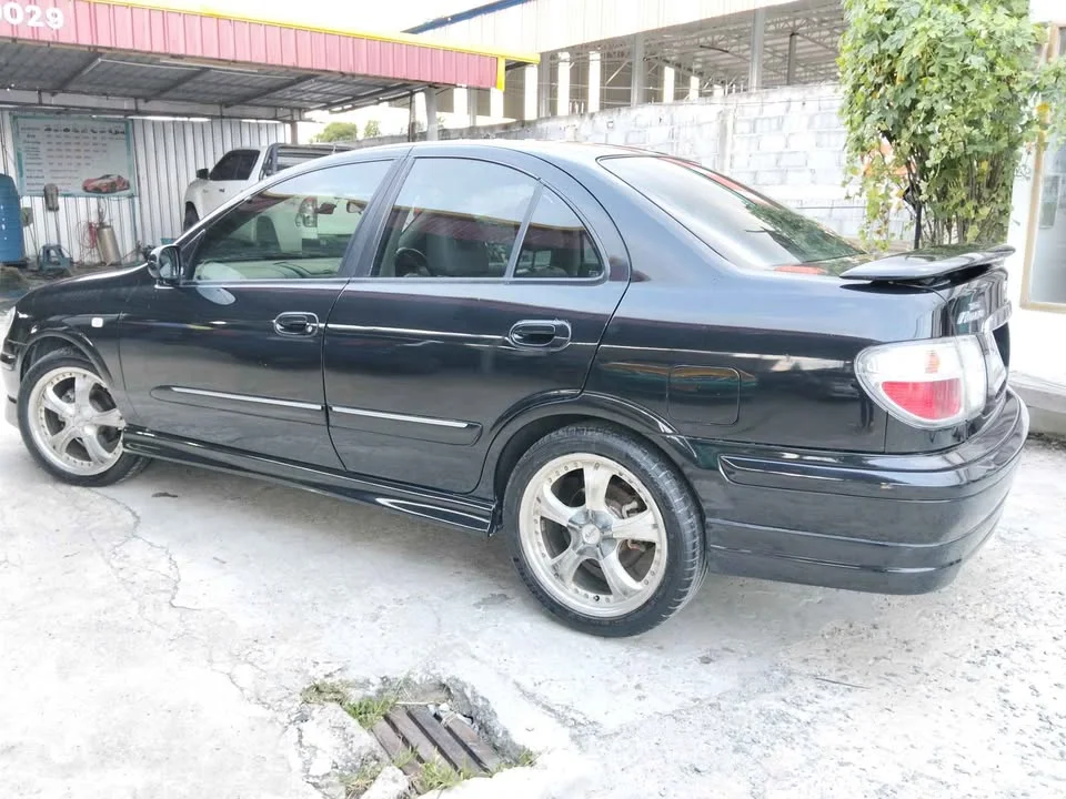 2002 Nissan Sunny N16 3