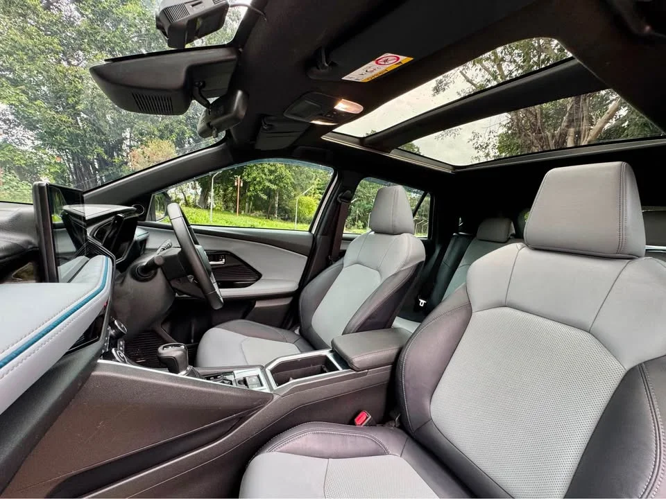 2025 Toyota Yaris Cross AC200 2