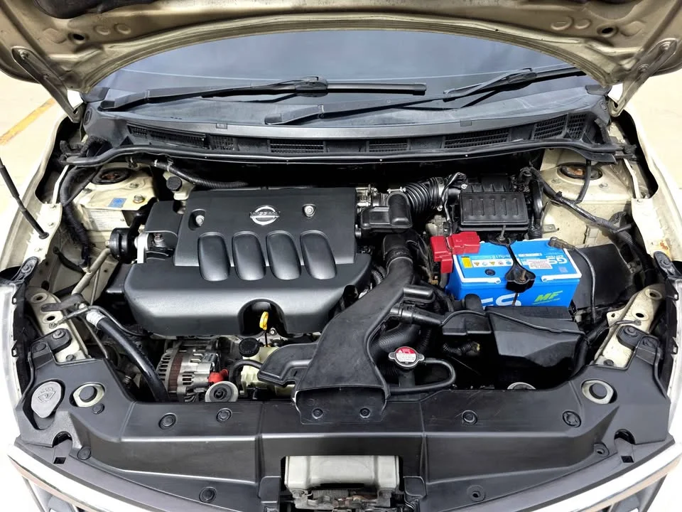 2010 Nissan Tiida I (C11) 3