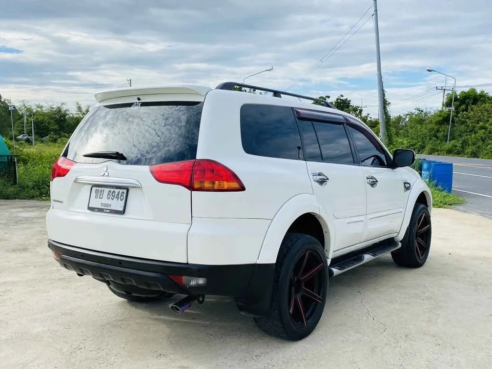 2013 Mitsubishi Pajero Sport II 3