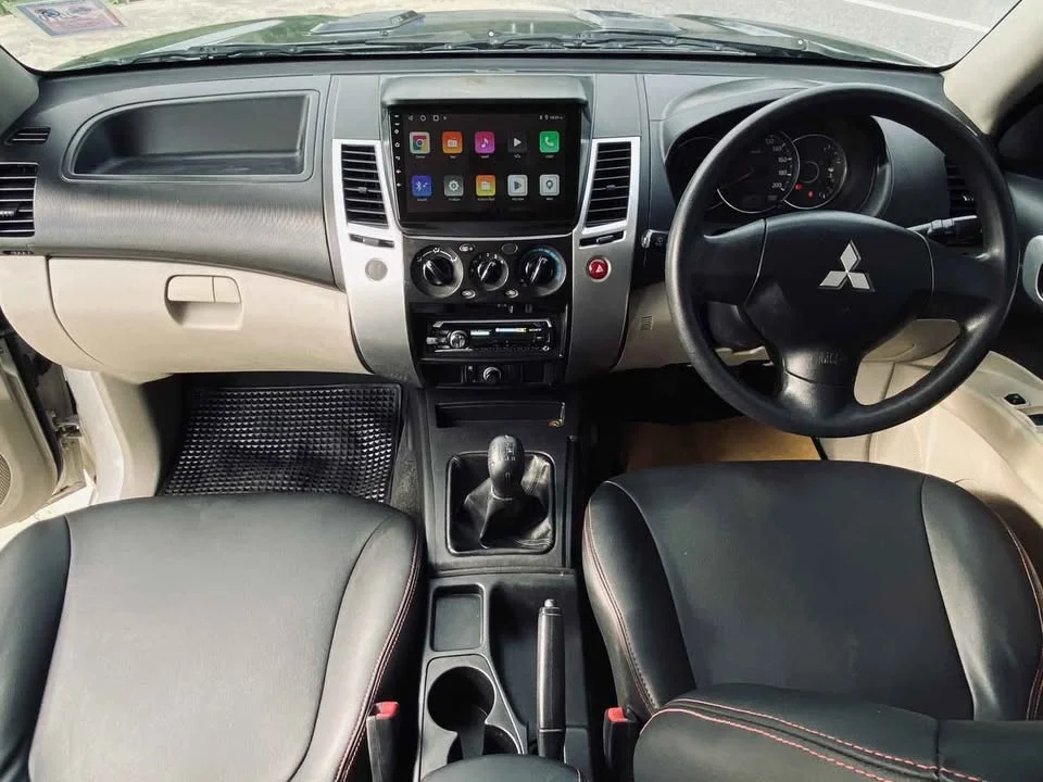 2013 Mitsubishi Pajero Sport II 2