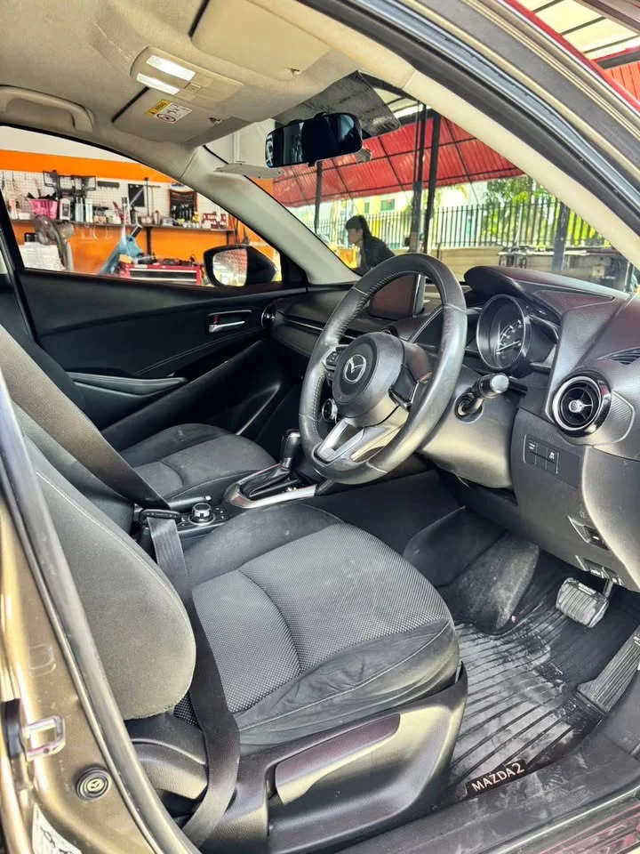 2017 Mazda 2 III 3