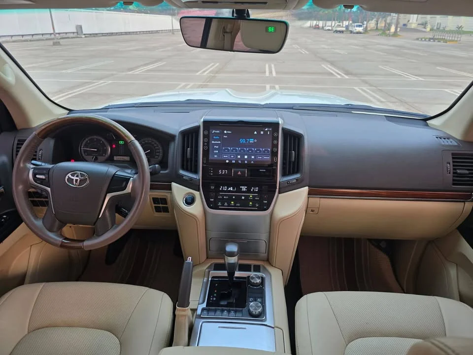 2018 Toyota Land Cruiser J200 3