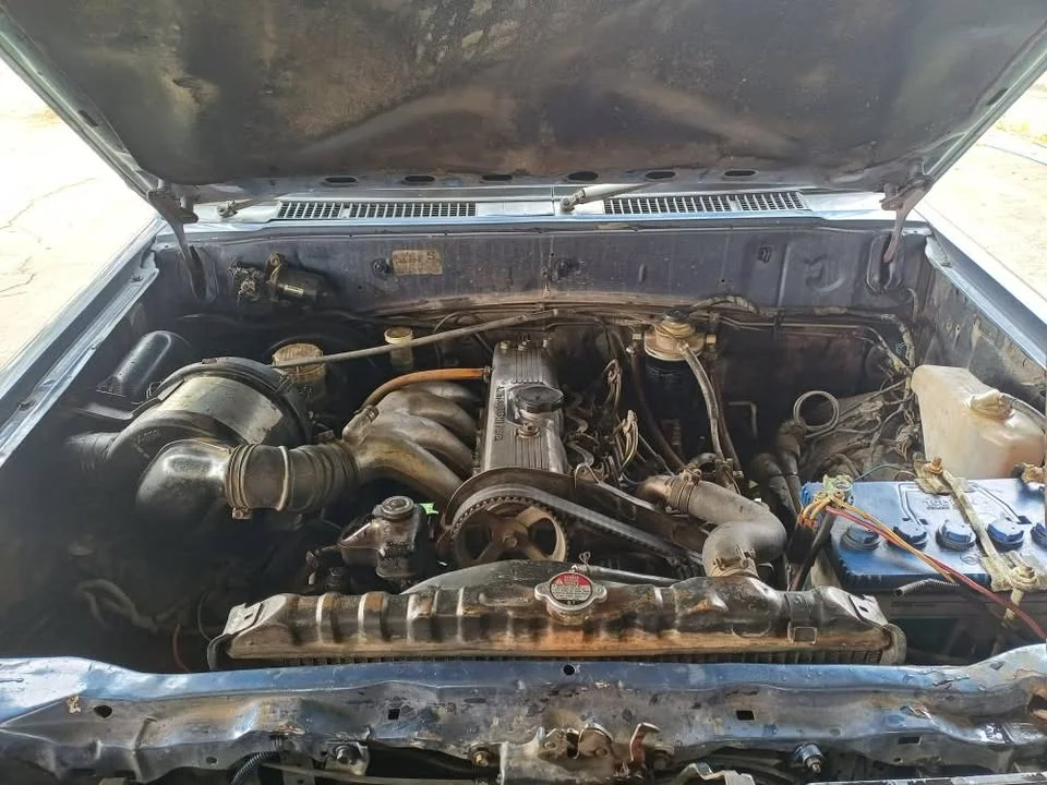 1995 Mitsubishi Triton II 3