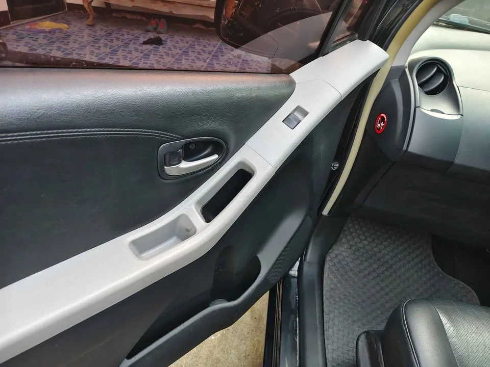 2007 Toyota Yaris II 3