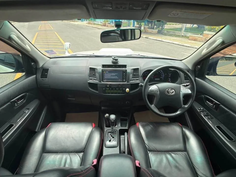 2014 Toyota Fortuner I 2