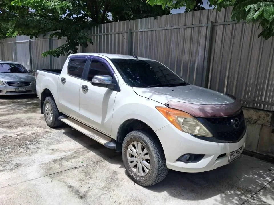 2013 Mazda BT-Series II 2