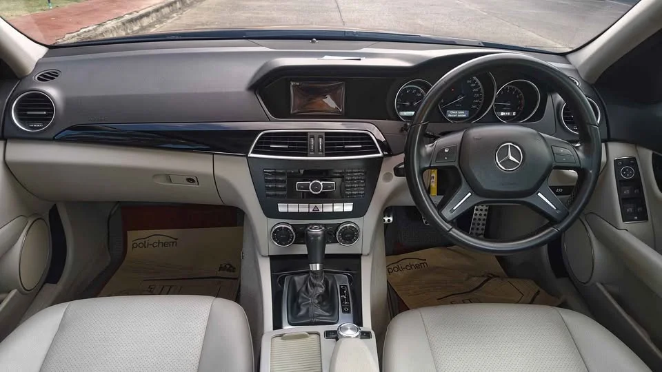 2011 Benz C-Class W204 3