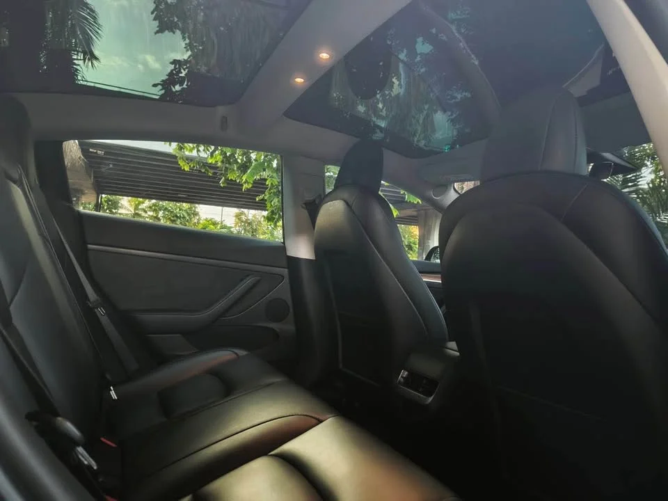 2023 Tesla Model 3 2