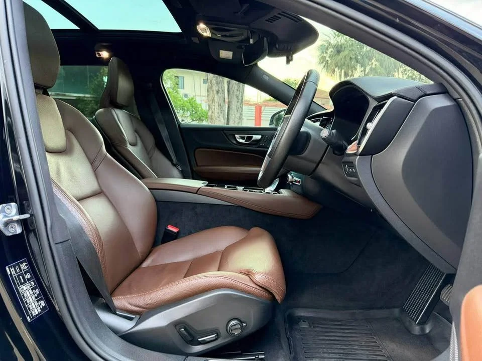 2021 Volvo V60 II 2