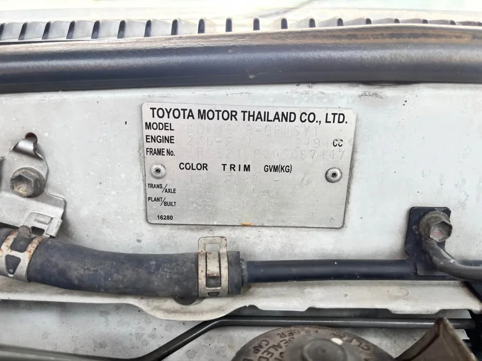 2003 Toyota Hilux Tiger VI 2