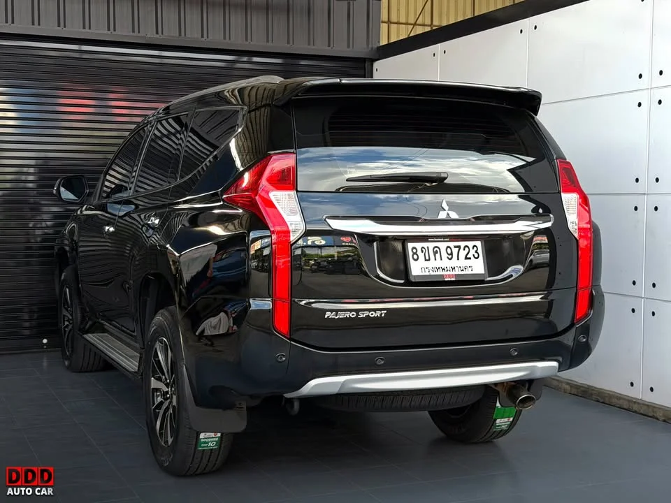 2016 Mitsubishi Pajero Sport III 2