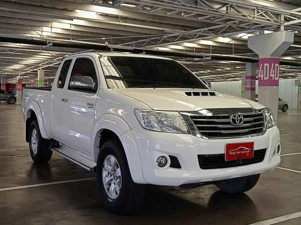 2014 Toyota Hilux VII 3