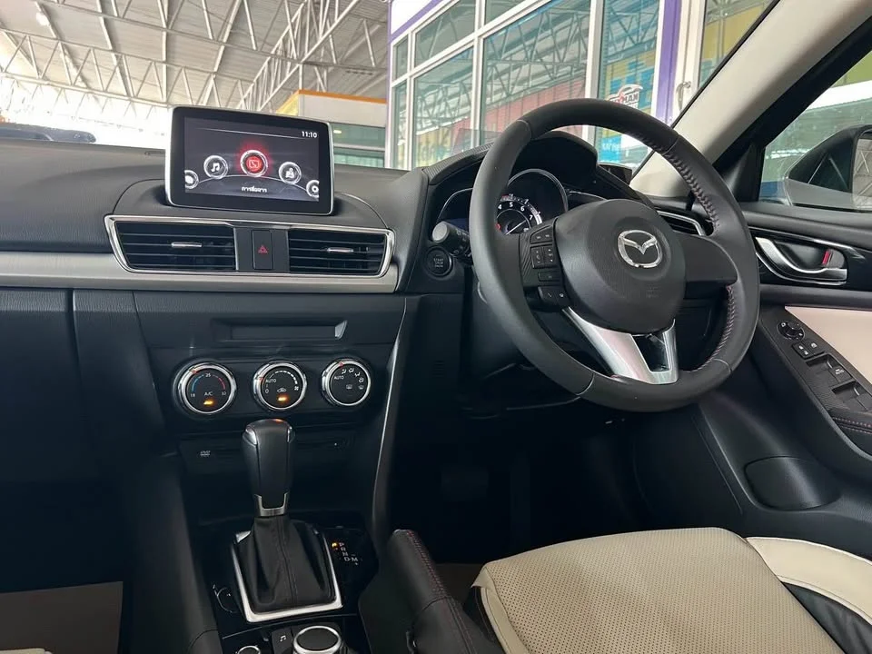 2015 Mazda 3 III 3