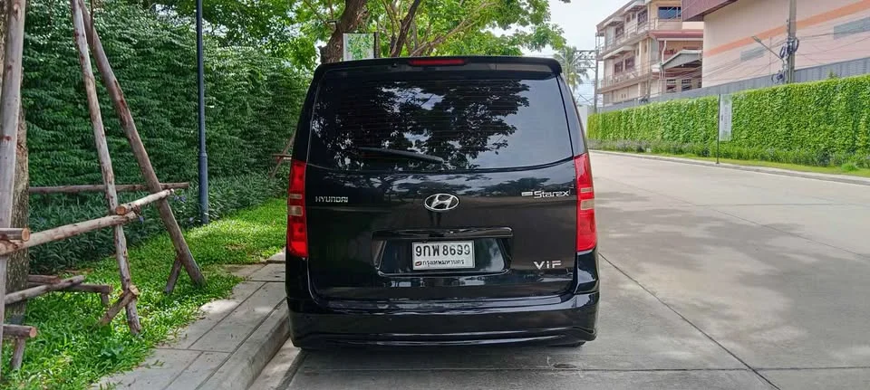 2012 Hyundai H-1 II 2